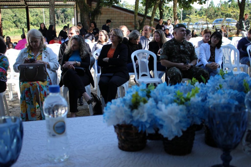 com a presenca da presidente da fcee apae cocal do sul inaugura projetos e benfeitorias inuaguracao apae fcee por ana paula nesi 13