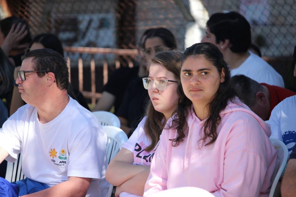 com a presenca da presidente da fcee apae cocal do sul inaugura projetos e benfeitorias inuaguracao apae fcee por ana paula nesi 33
