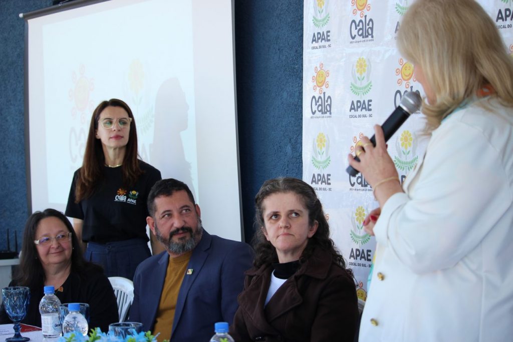 com a presenca da presidente da fcee apae cocal do sul inaugura projetos e benfeitorias inuaguracao apae fcee por ana paula nesi 42