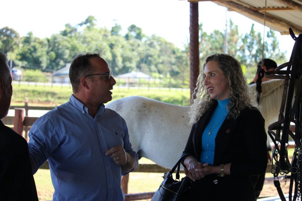 com a presenca da presidente da fcee apae cocal do sul inaugura projetos e benfeitorias inuaguracao apae fcee por ana paula nesi 54