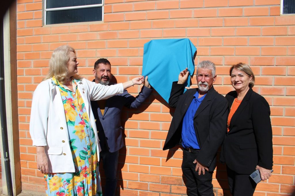 com a presenca da presidente da fcee apae cocal do sul inaugura projetos e benfeitorias inuaguracao apae fcee por ana paula nesi 68
