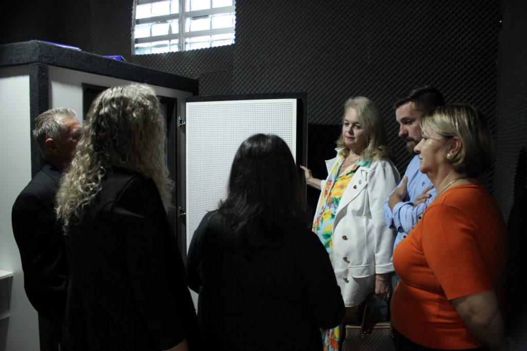 com a presenca da presidente da fcee apae cocal do sul inaugura projetos e benfeitorias inuaguracao apae fcee por ana paula nesi 72