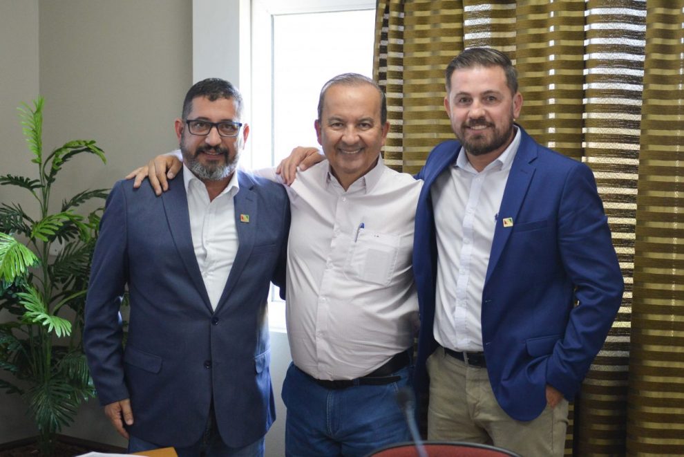 governador garante r 25 milhoes para a conclusao de obras de pavimentacao em cocal do sul 52907524861 02ec726ca2 o