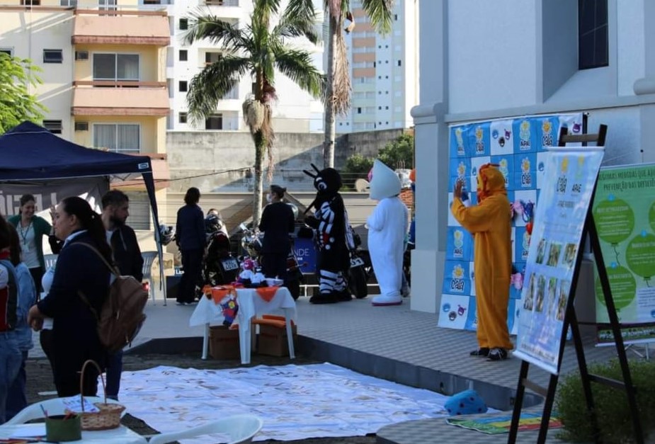 solidariedade em acao evento reune entidades e ongs na praca de cocal do sul neste sabado solidariedade em acao 2022 1