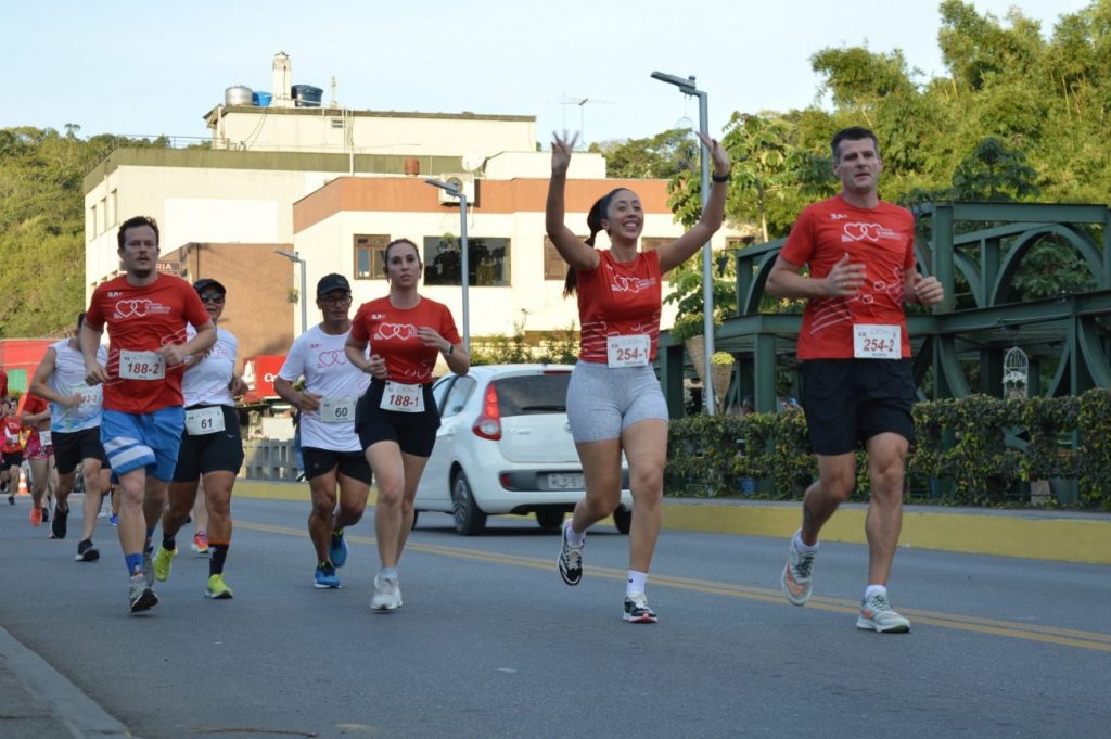 romantismo e competicao afloram na corrida la moda dos namorados em nova veneza 93421164910062023 whatsapp image 2023 06 10 at 21.05.03 1