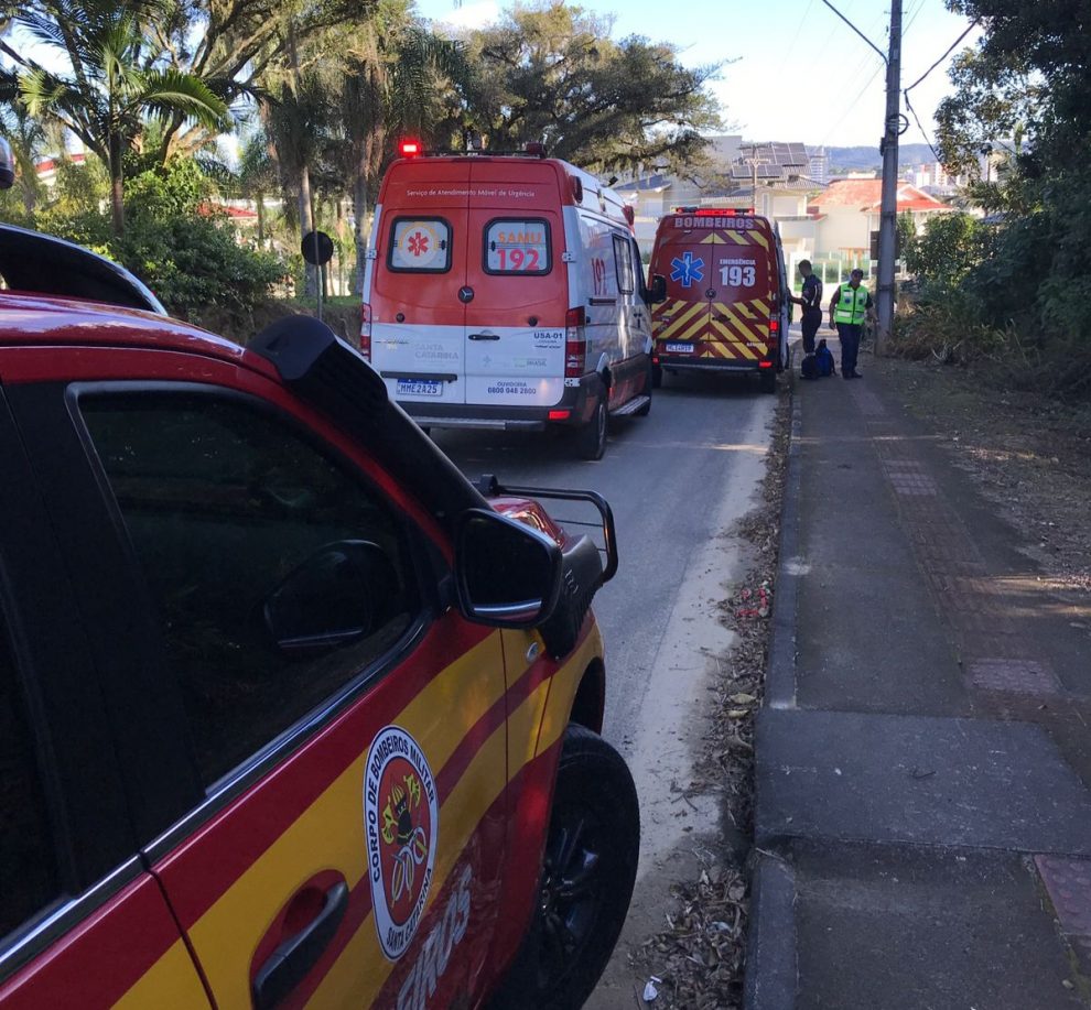 homem e encaminhado para o hospital apos queda de telhado em cocal do sul img 20230729 wa0032