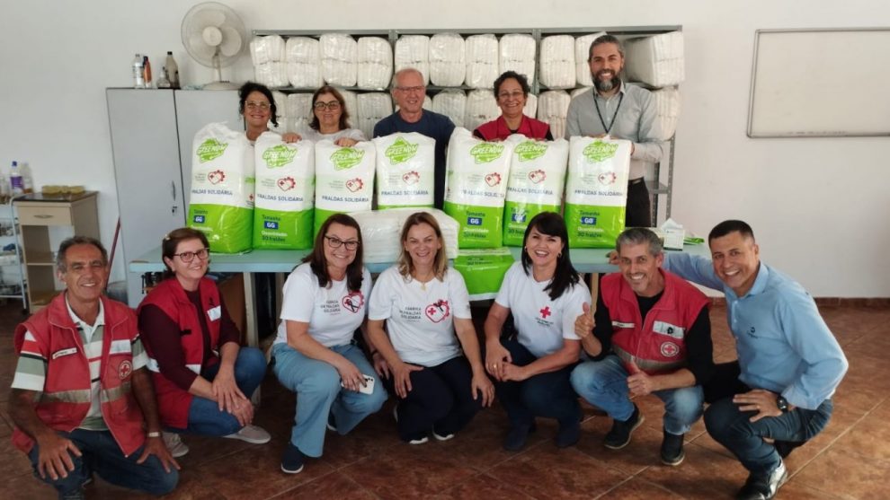 fabrica de fraldas da cruz vermelha recebe doacao de embalagens personalizadas 41617521810082023 whatsapp image 2023 08 10 at 17.49.34