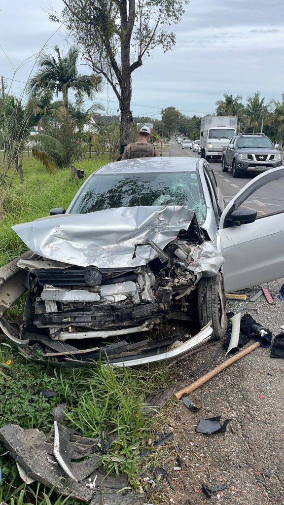 colisao entre veiculos deixa dois motoristas feridos na sc 108 em cocal do sul whatsapp image 2023 09 08 at 16.44.05