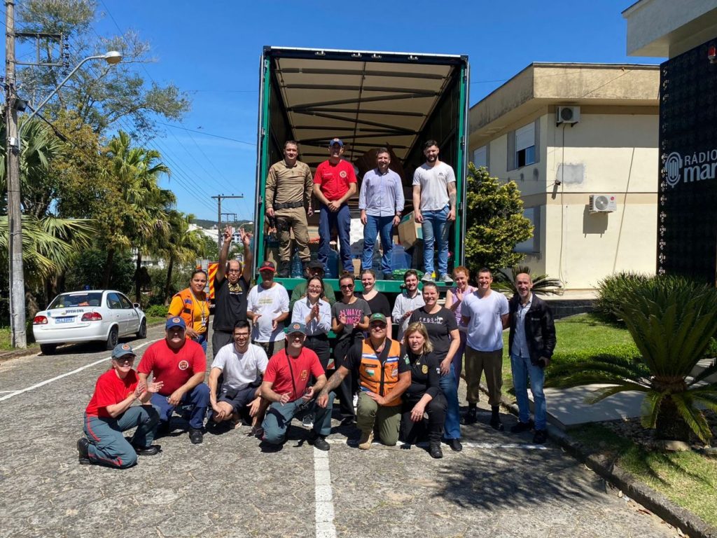 doacoes de urussanga prontas para serem encaminhadas ao rio grande do sul unidos pelo rs karine della 1