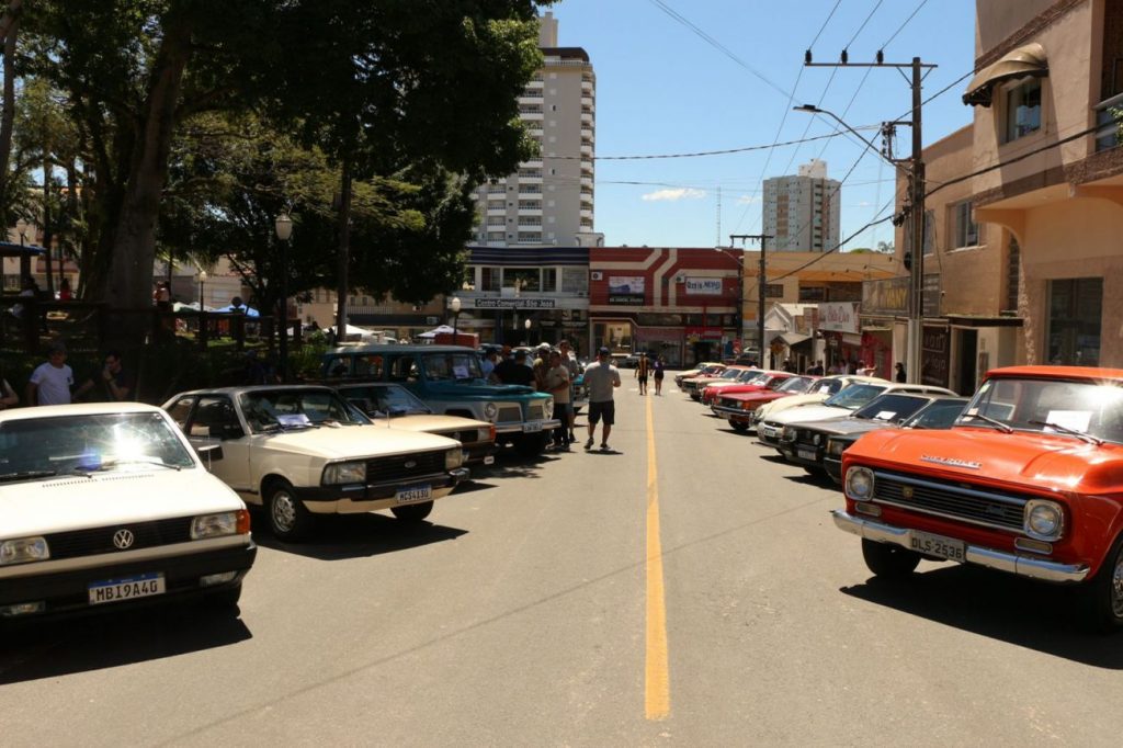 3o encontro de carros antigos e marcado por sucesso de publico whatsapp image 2023 11 07 at 15.37.33