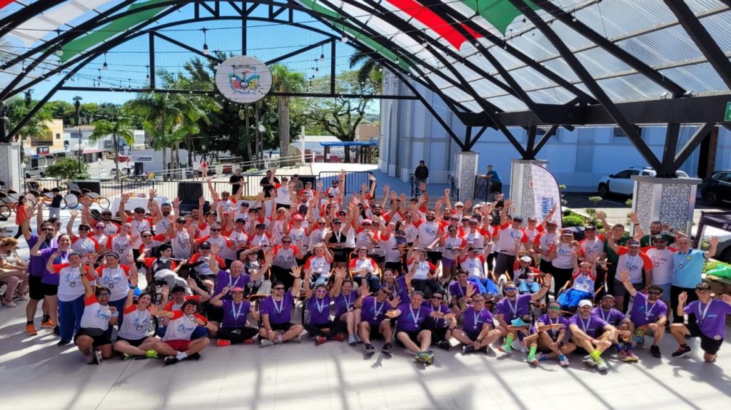 alunos da apae vivem experiencia de uma corrida de rua em cocal do sul treinao solidario 2023 por ana paula nesi 13