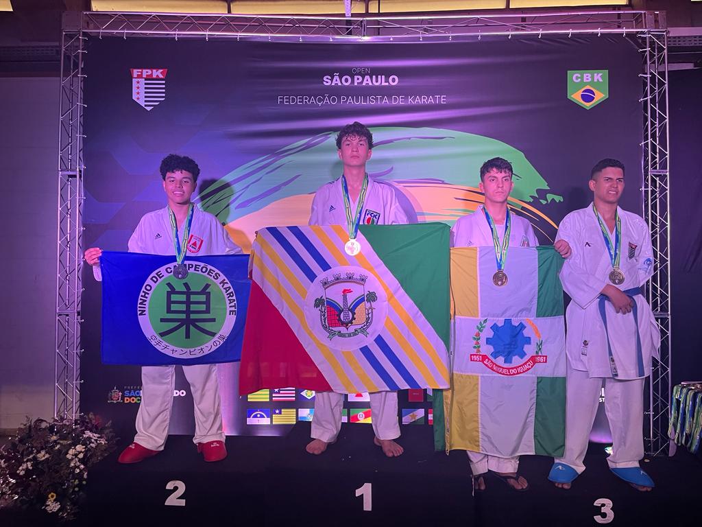 atletas de cocal do sul conquistam 20 medalhas no campeonato brasileiro de karate a34af819 e856 45b6 967d 0abb170fc99c