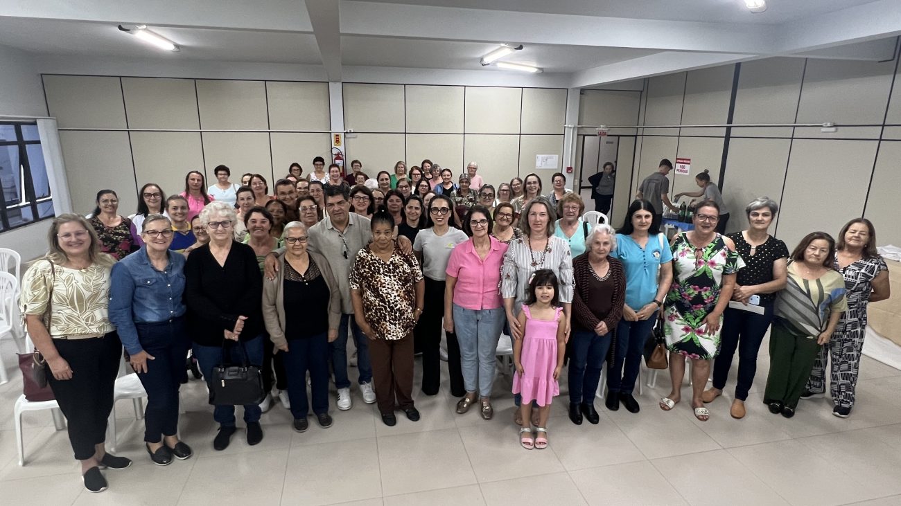 coopercocal faz entrega do fates aos grupos de maes e idosos de sua area de atuacao img 3126 min