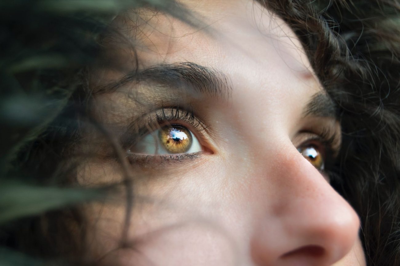 menopausa e saude ocular qual a relacao com a sindrome do olho seco marina vitale t809jj6r9ka unsplash