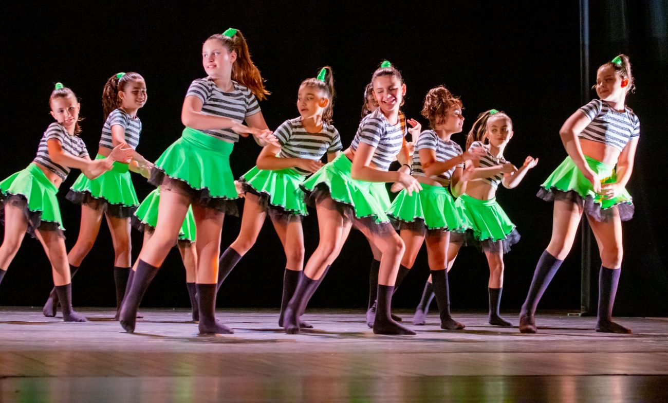 primeira edicao da mostra de danca infantil a noite e uma crianca encanta publico presente no teatro elias angeloni 10917050826112023 sonia severo 9 1