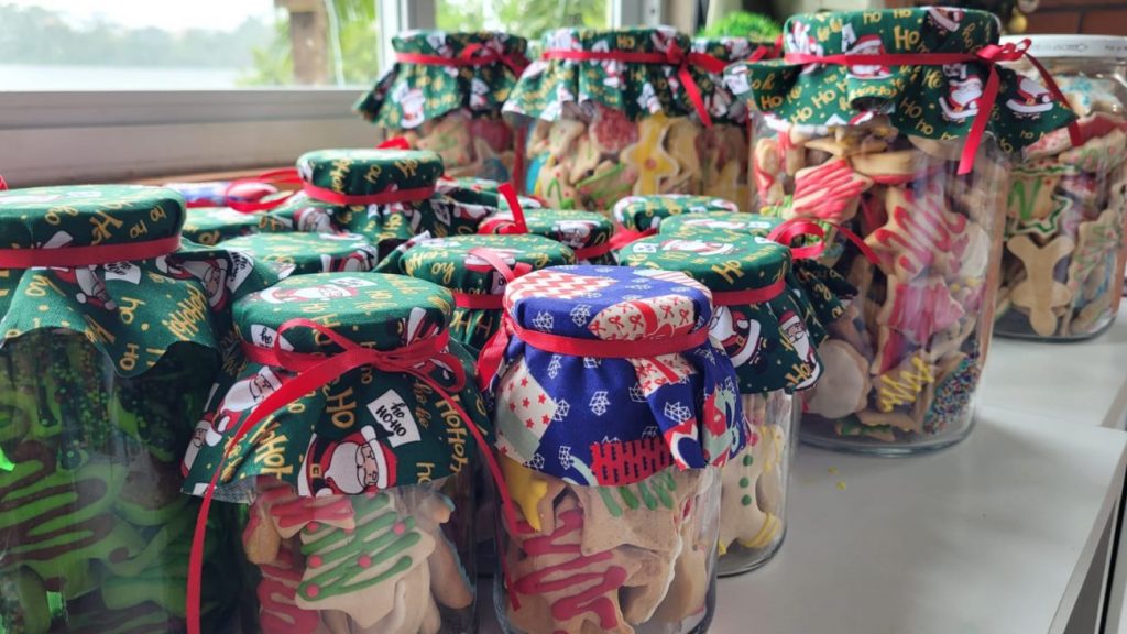 apae cocal do sul realiza feira de produtos artesanais neste sabado na praca produtos natal apae por ana paula nesi 1