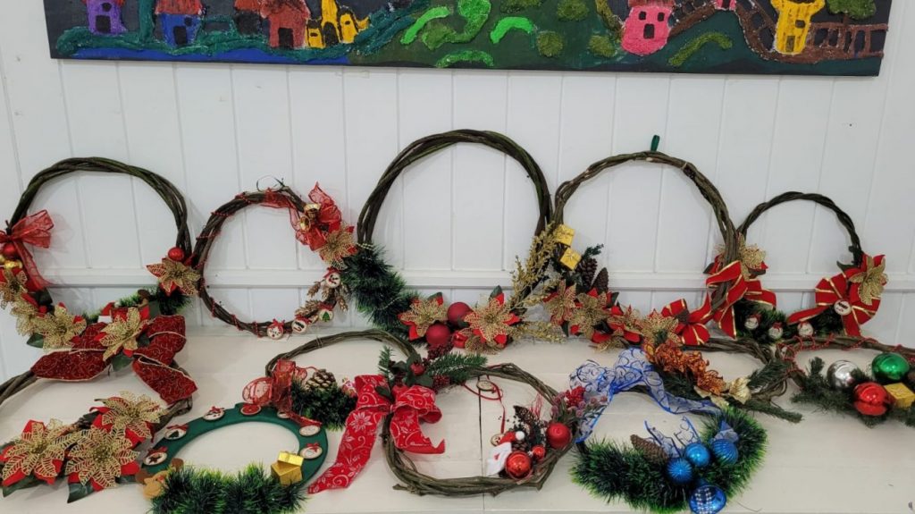 apae cocal do sul realiza feira de produtos artesanais neste sabado na praca produtos natal apae por ana paula nesi 9
