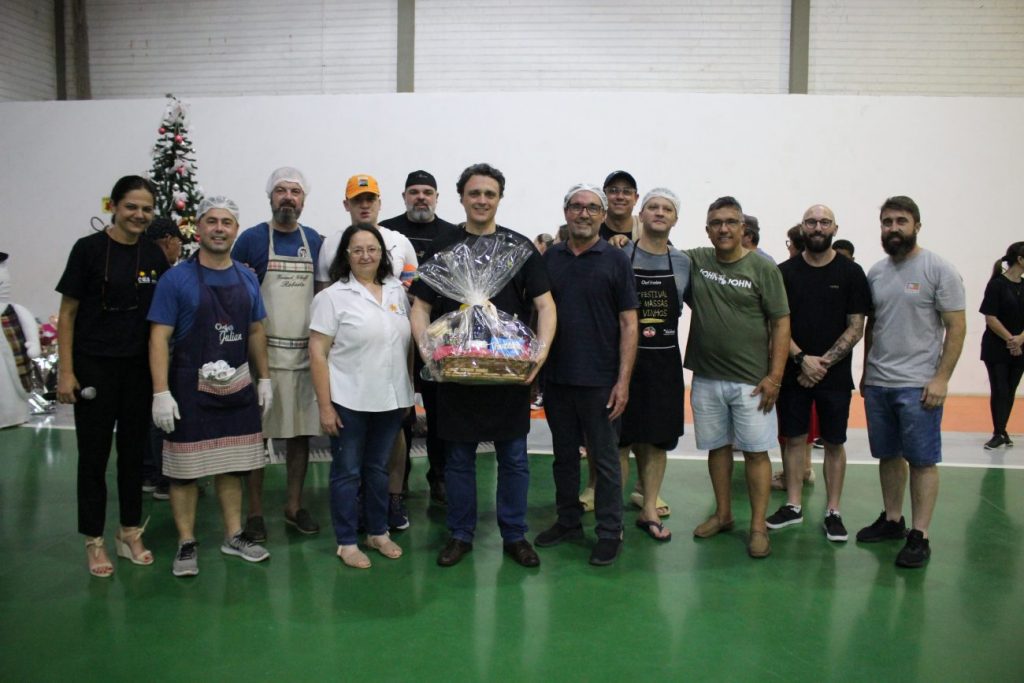 apae cocal do sul reune alunos e familiares para celebrar o natal com delicioso jantar natal apae 2023 por ana paula nesi 94