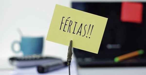 empresas poderao optar por conceder ferias coletivas durante as festas de fim de ano mas precisam ficar atentas a legislacao 42609450919122023 e6dd4a96773e5307b7f078f2b500dd93