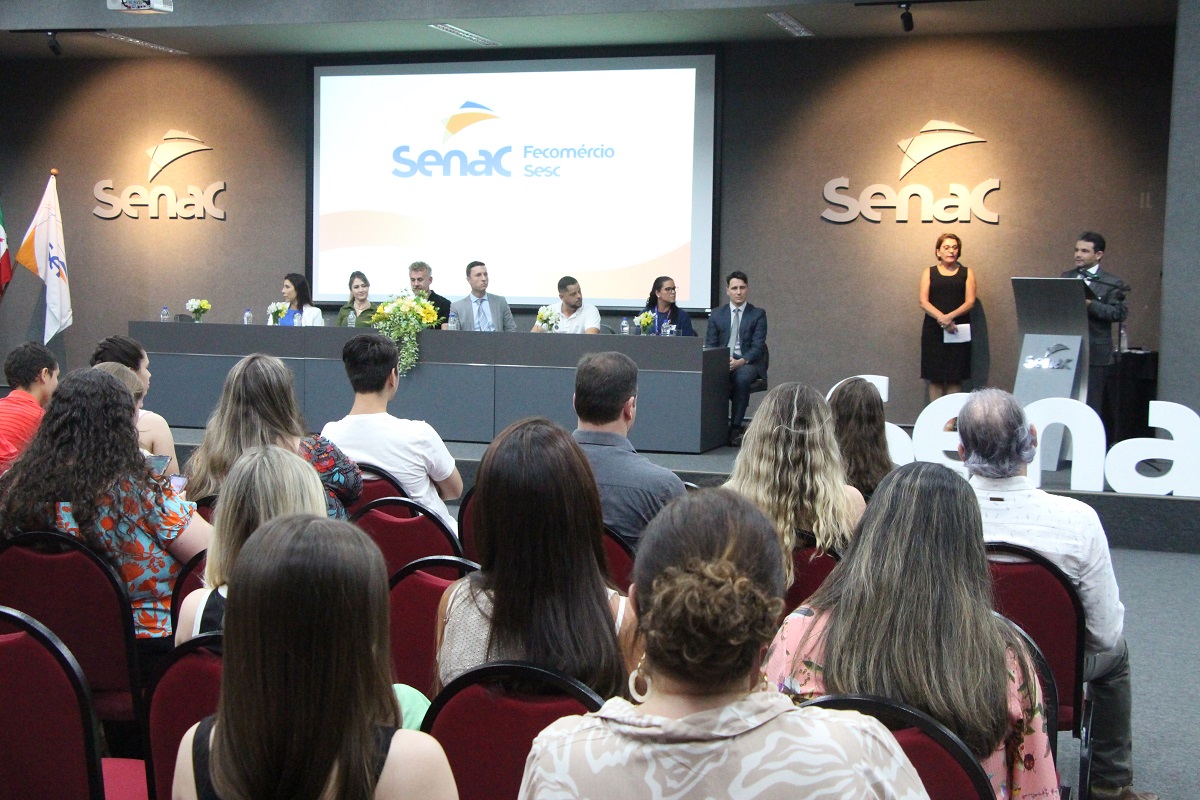programa novos caminhos celebra participantes e parceiros durante evento em criciuma evento novos caminhos 13 12