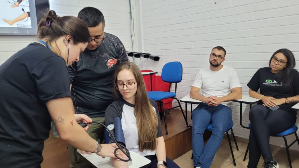 capacitacao em primeiros socorros reforca excelencia nos atendimentos da apae cocal do sul primeiros socorros apae por ana paula nesi 9