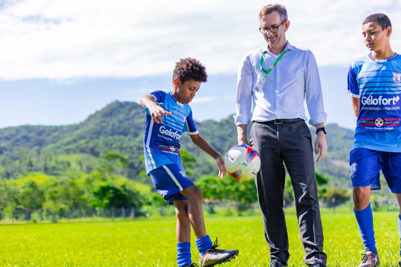 inscricoes para o fundo social da sicredi sul sc ja estao abertas escolinha canoas de futebol de gravatal foi uma das entidades contempladas pelo fundo social 2023