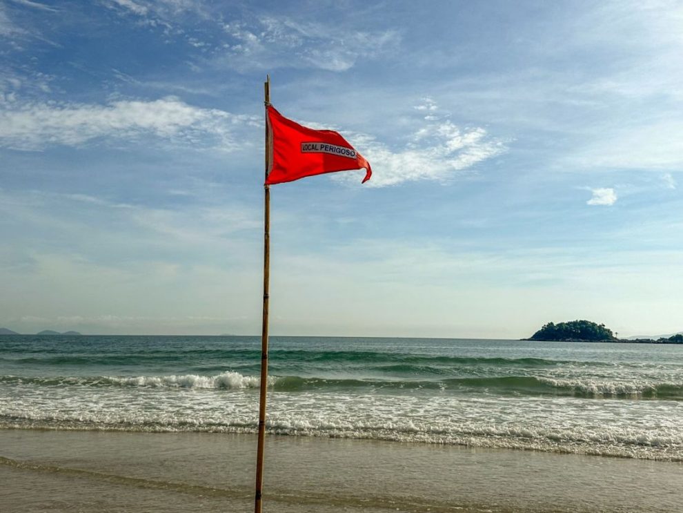 cbmsc da dicas de como aproveitar o carnaval em seguranca nas praias whatsapp image 2024 02 08 at 14.48.53