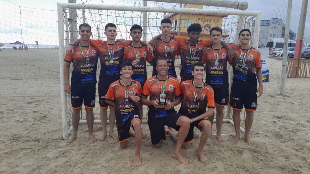 handebol de cocal do sul ganha prata em torneio de praia em morro dos conventos whatsapp image 2024 02 26 at 08.18.11