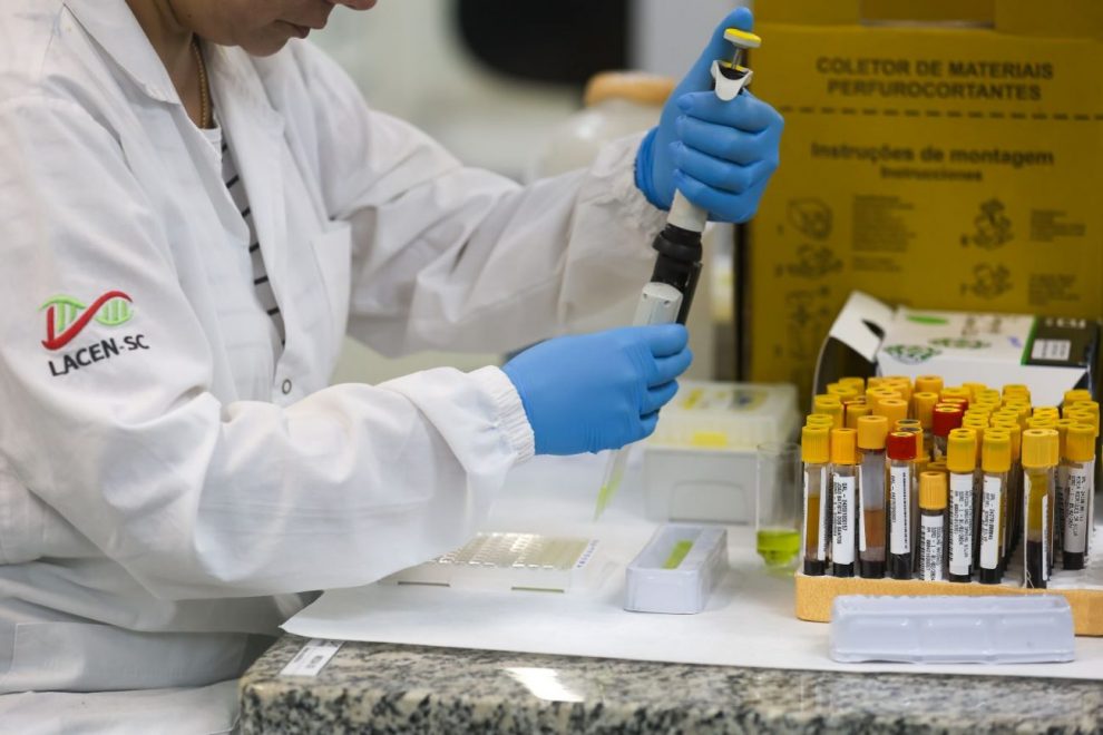 lacen ultrapassa 980 mil exames realizados em 2023 rtr 1729
