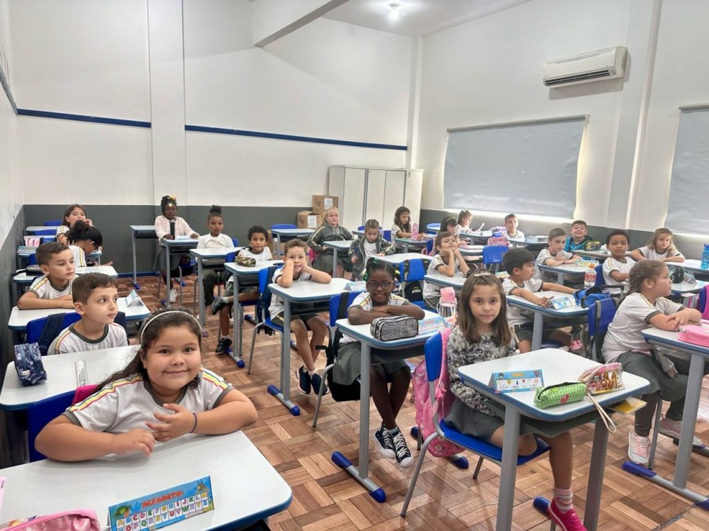 volta as aulas estudantes da rede municipal de ensino iniciam novo ano letivo img 20240215 wa0039