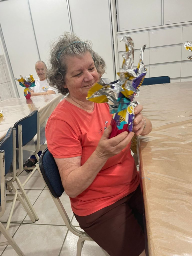 alunos da apae cocal do sul tem uma pascoa mais doce com doacao da cacau show apae doacao pascoa cacau show 8
