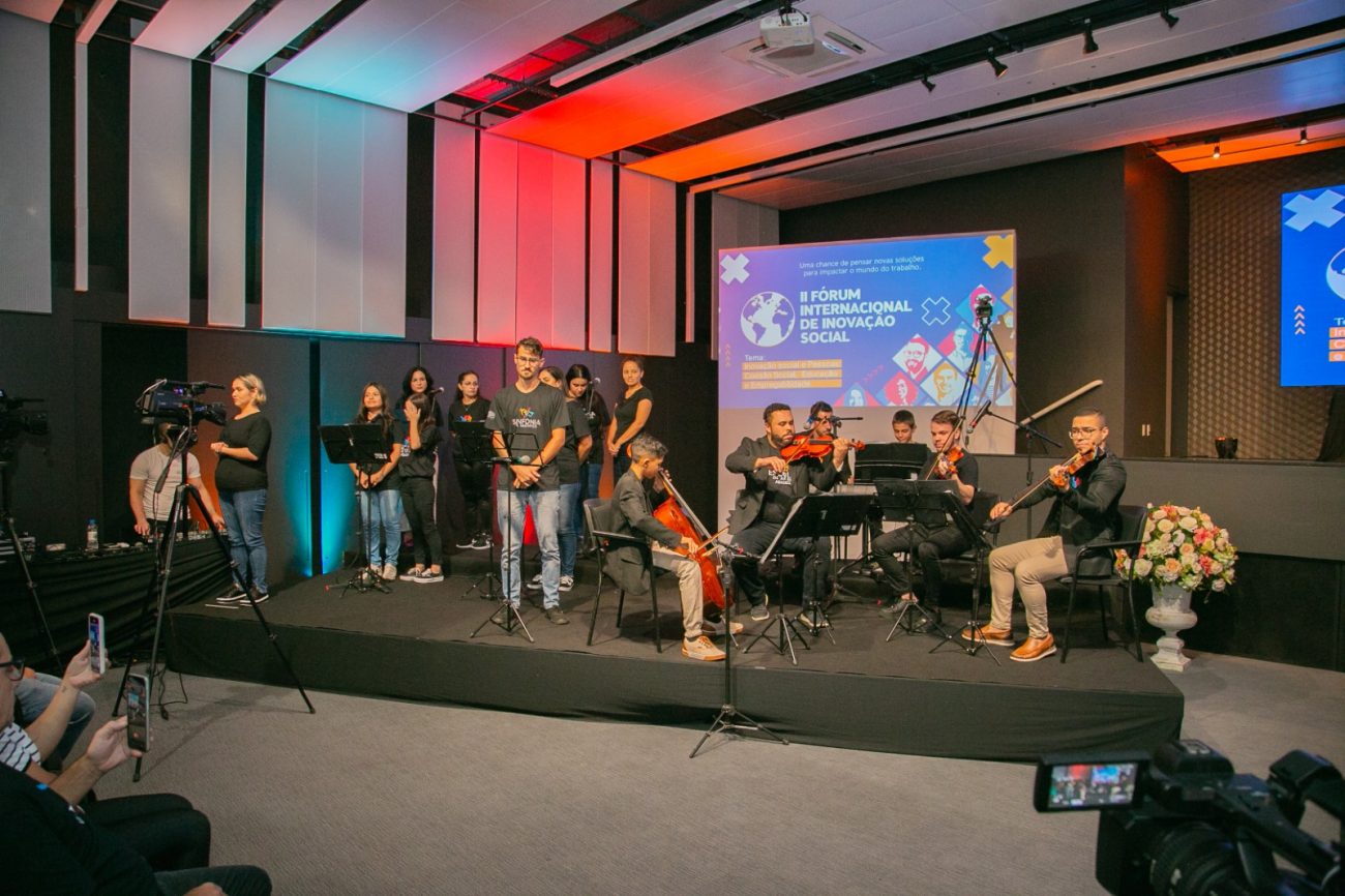 descubra seu talento abadeus oferece aulas gratuitas de violino e canto divulgacao abadeus 001