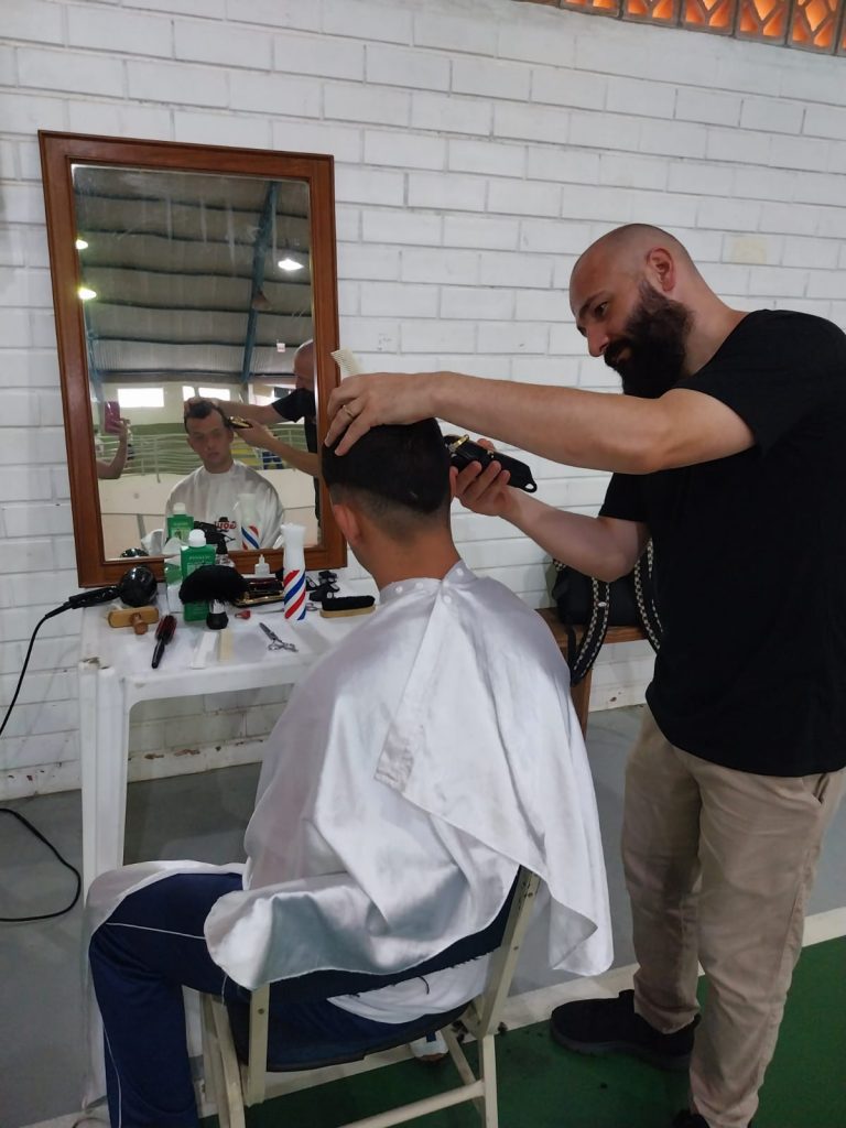 dia da beleza na apae cocal do sul leva bem estar e autoestima aos alunos dia da beleza apae divulgacao marco 2024 8