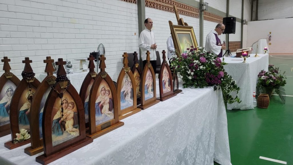 santa missa marca aniversario de 25 anos do centro de apoio luzes do amanha cala apae missa 25 anos cala por ana paula nesi 4