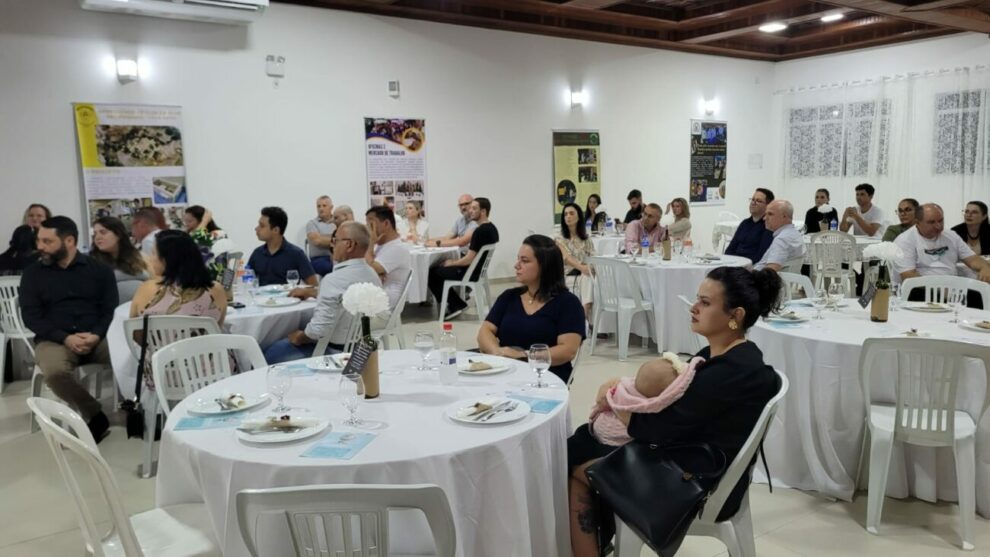 apae cocal do sul e parceiros promovem jantar para empresarios de lucro real e contadores ir jantar por ana paula nesi 1