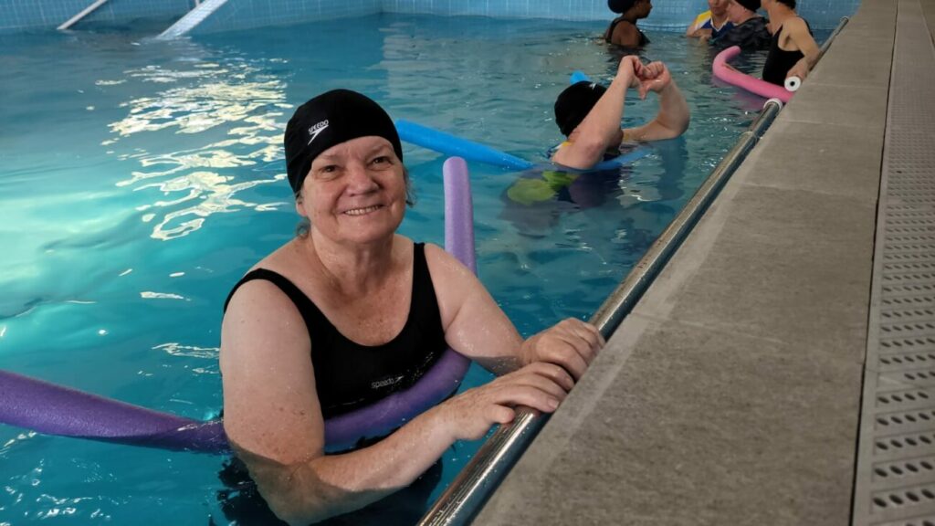 aquavitalidade apae lanca projeto de hidroginastica adaptada para idosos com deficiencia em cocal do sul aquavitaliade apae por ana paula nesi 3