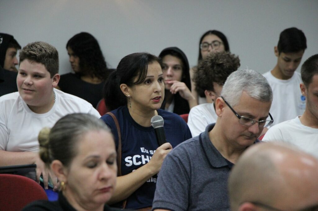 dialogo e informacao em cocal do sul curso destacou a o papel e importancia dos vereadores para os municipios curso escola do legislativo por ana paula nesi 2