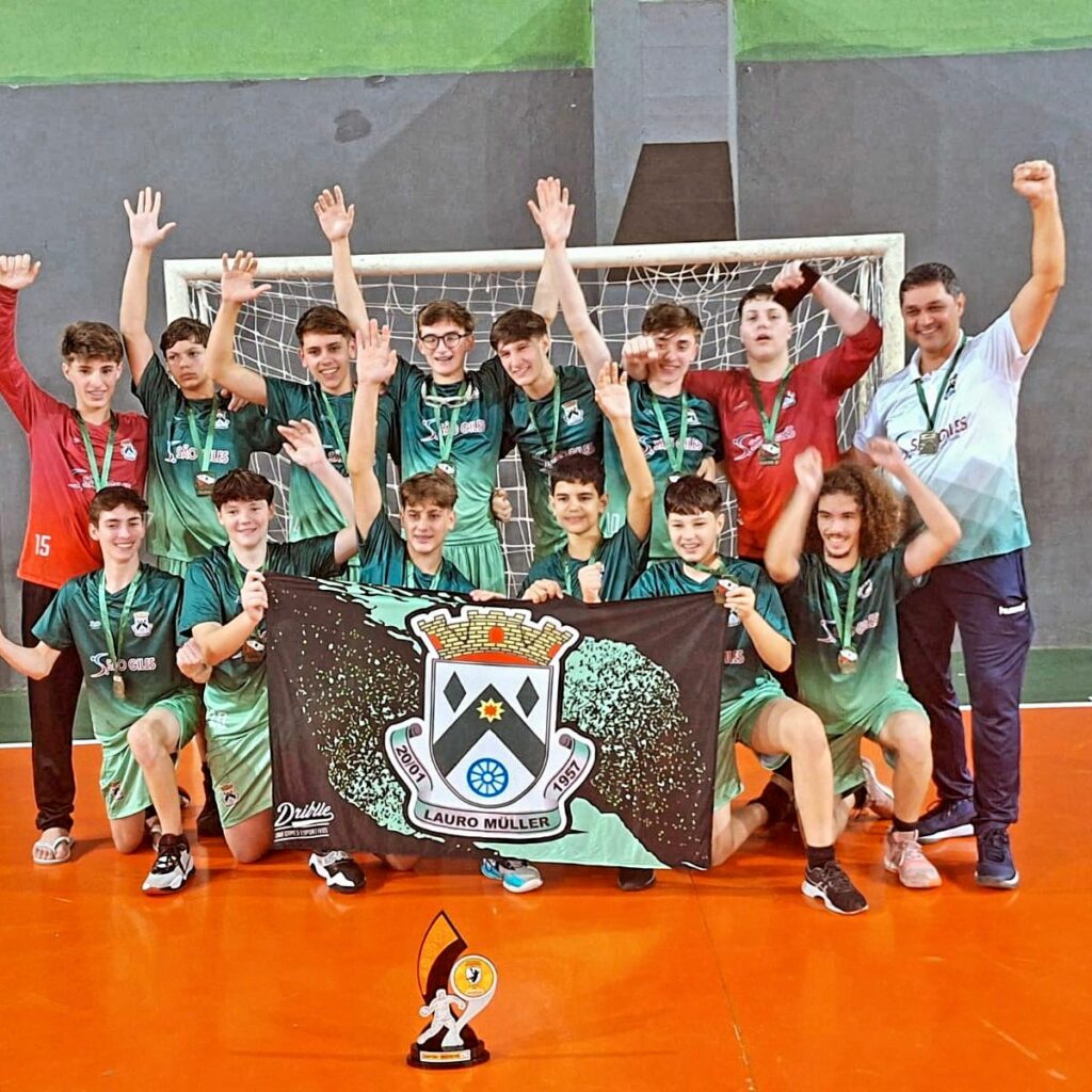 cocal do sul fica em 2o lugar na xvii copa madegil de handebol img 20240513 wa0164