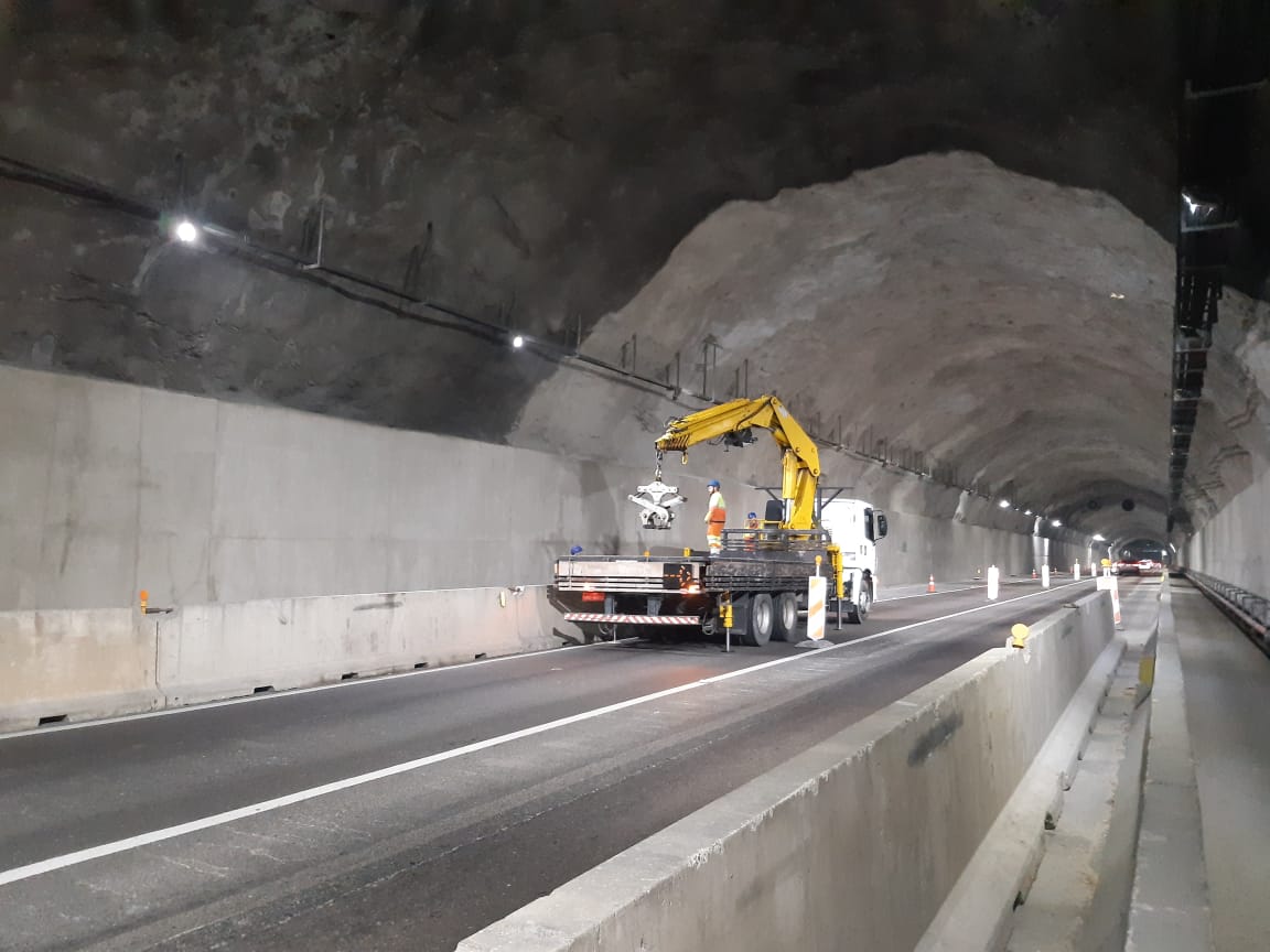 tunel do morro do boi na br 101 sera interditado para instalacao de painel de mensagem variavel whatsapp image 2024 05 08 at 13.12.35