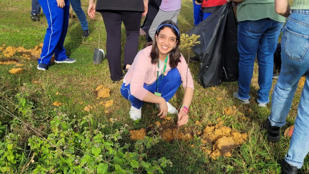 diretoria do meio ambiente e apae cocal do sul realizam plantio de arvores nativas frutiferas apae dma plantio de arvores por ana paula nesi 13