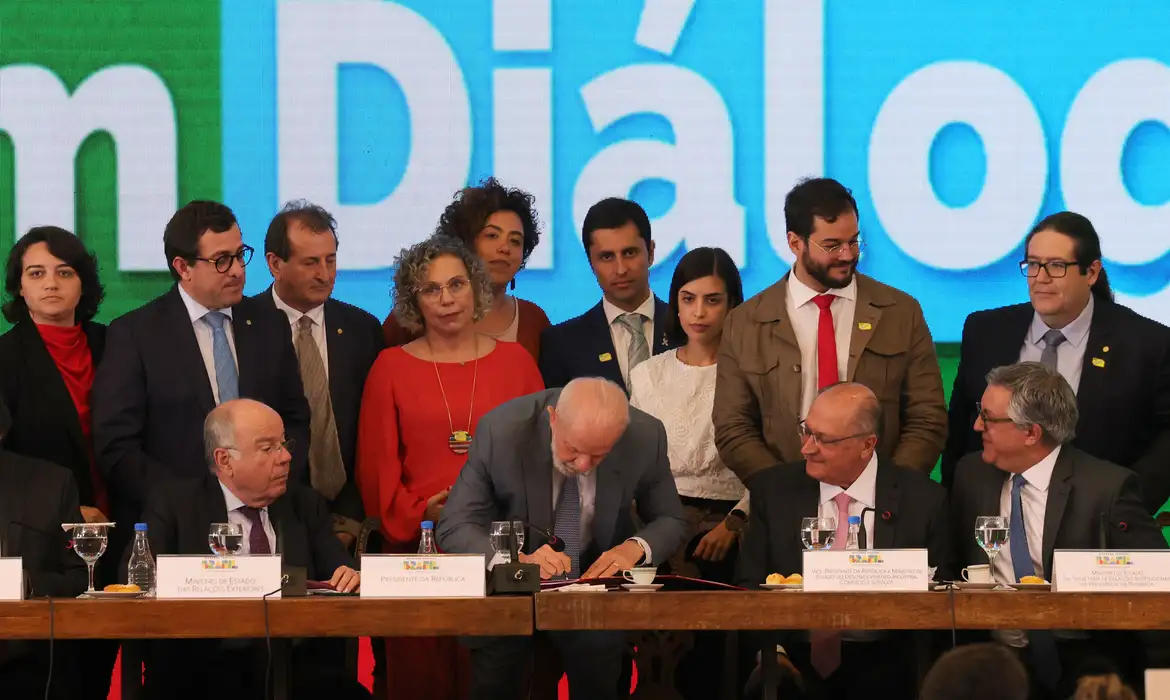 lula sanciona taxacao de compras internacionais de ate us 50 0d4a5951