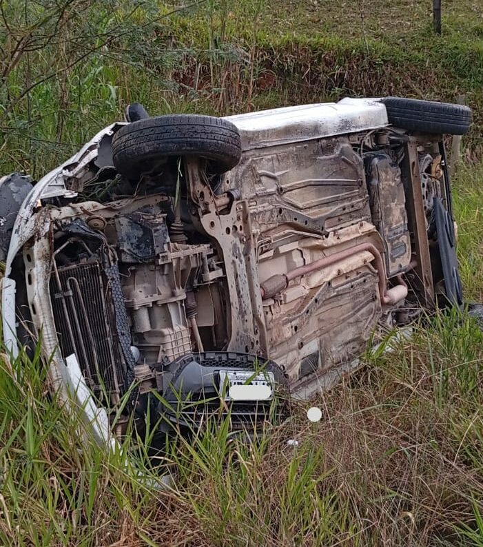 saida de pista seguida de capotamento e registrada na sc 108 whatsapp image 2024 06 18 at 17.26.50 1 e1718743016949