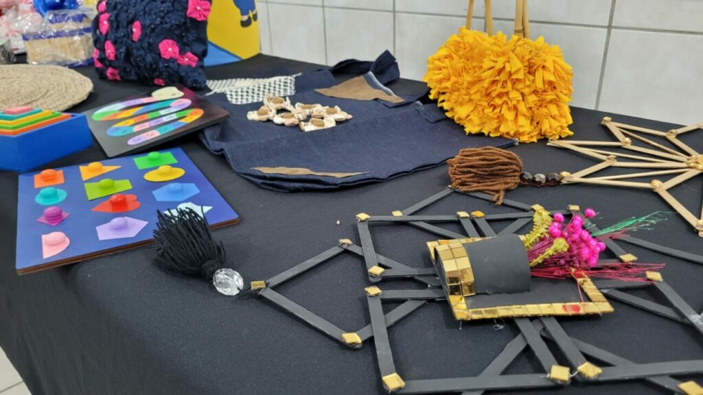 solidariearte apae cocal do sul realiza feira de artesanatos neste sabado solidariearte de junho apae por ana paula nesi 2