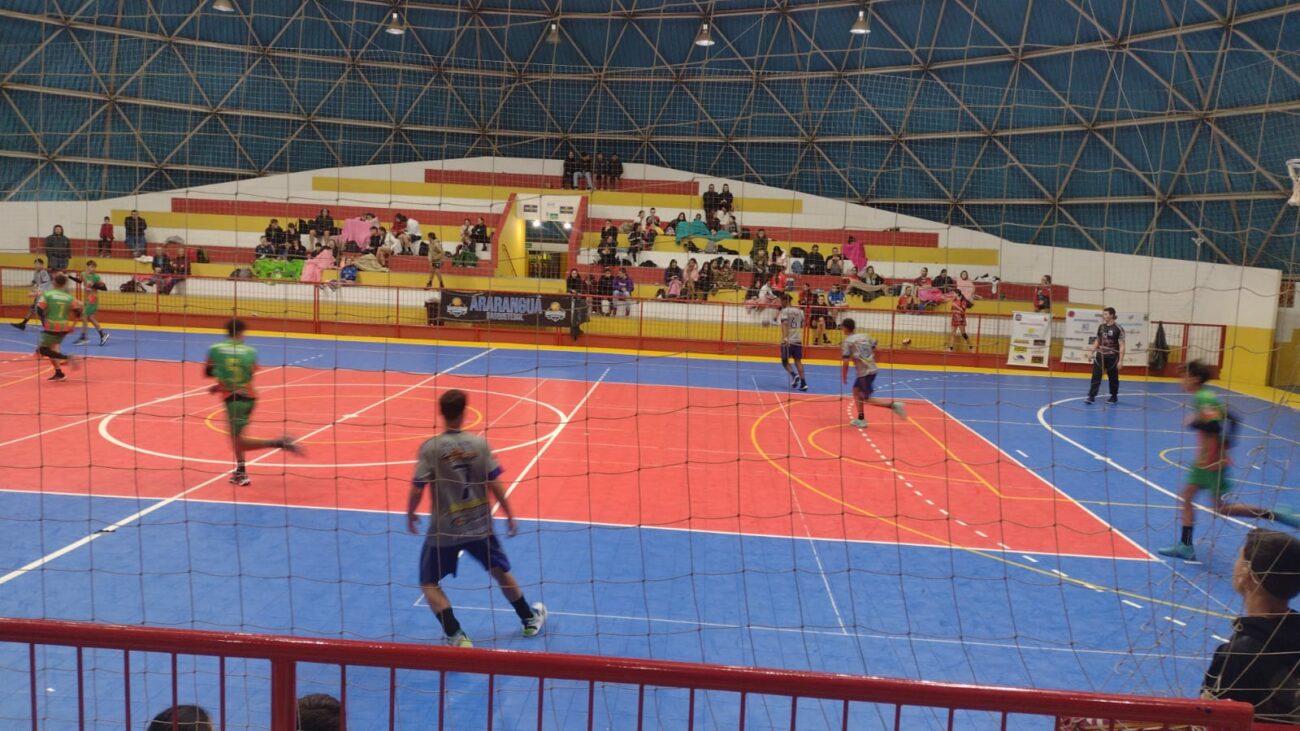 atletas de cocal do sul conquistam o titulo da copa queveks de handebol sub 16 57.57 94d97143