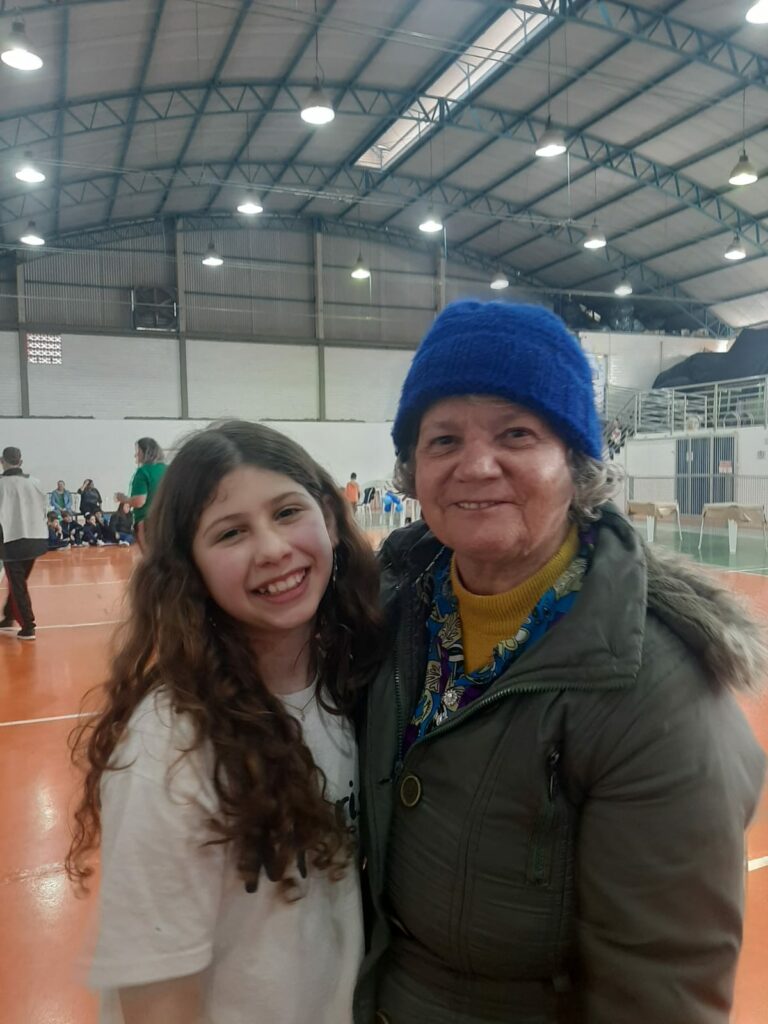 apae cocal do sul recebe visita de estudantes do colegio marista alunos marista na apae divulgacao 5
