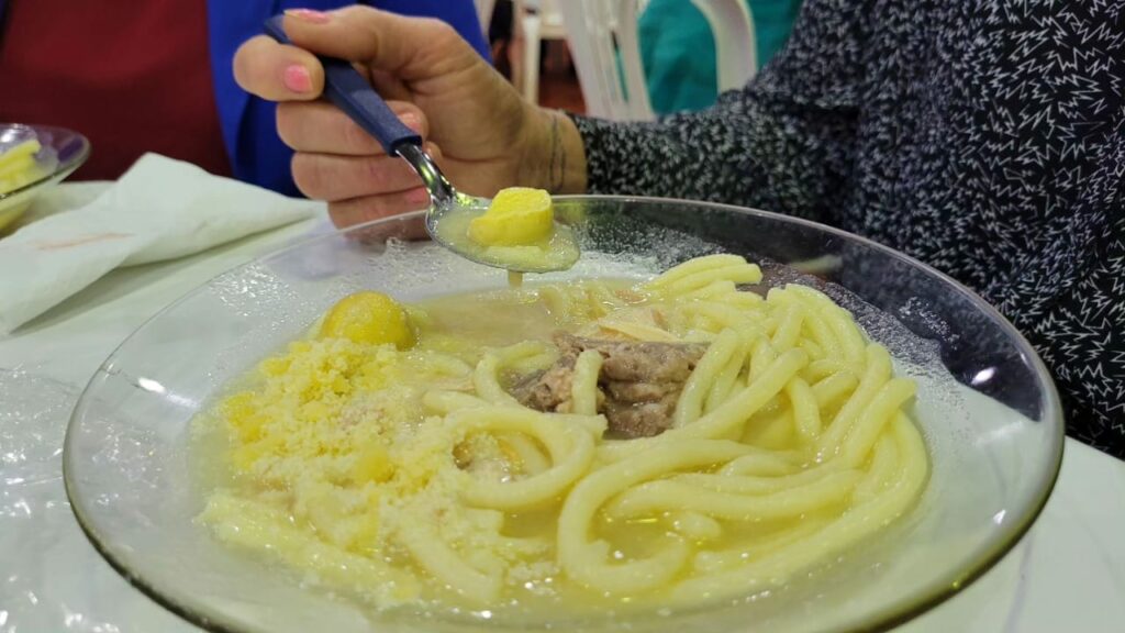 comnoitedassopas apae de cocal do sul prepara uma deliciosa experiencia solidaria no dia 23 noite de sopas apae 2