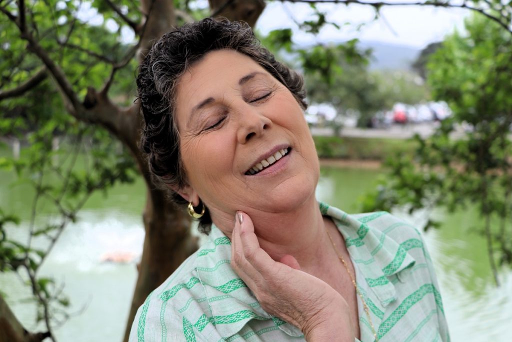 ensaio fotografico retrata beleza de mulheres em tratamento de cancer de mama no grupo unimed criciuma outubro rosa grupo unimed criciuma 4