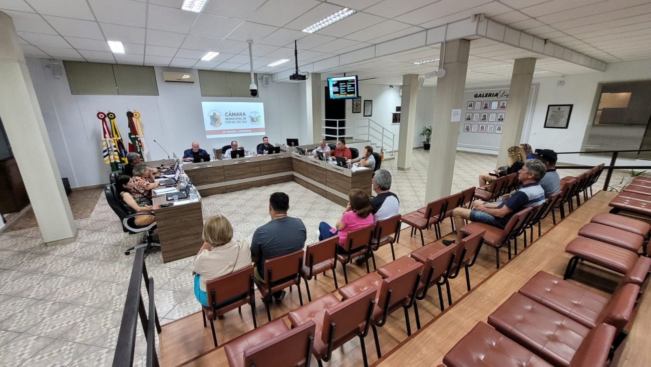 camara de cocal do sul aprova substituicao de projeto desapropriacao e requerimento na 42a sessao ordinaria 42a ordinaria por ana paula nesi 1