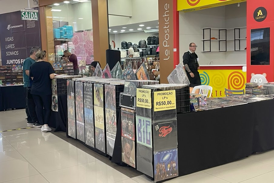 feira de vinil com mais de 3 mil titulos e a programacao do fim de semana no criciuma shopping unnamed 41