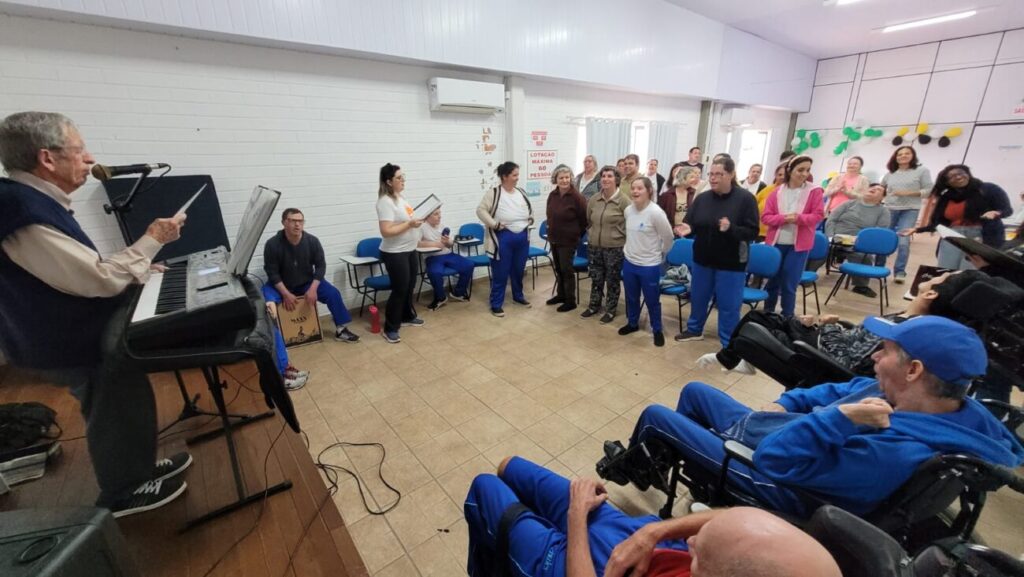 apae cocal do sul saude e qualidade de vida atraves de terapias aulas de canto coral por ana paula nesi 7 1